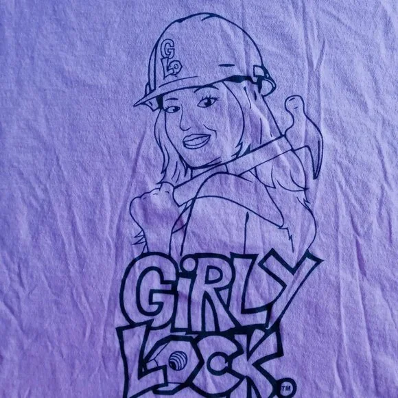 So Cute! Pink & Brown GirlyLock Female Carpenter Graphic Short Sleeve Tee NWOT - Picture 3 of 14